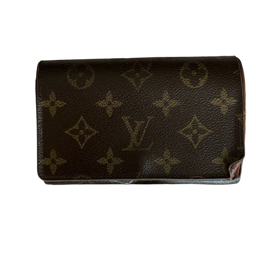 Authentic Louis Vuitton Paris Leather Monogram Snap Wallet